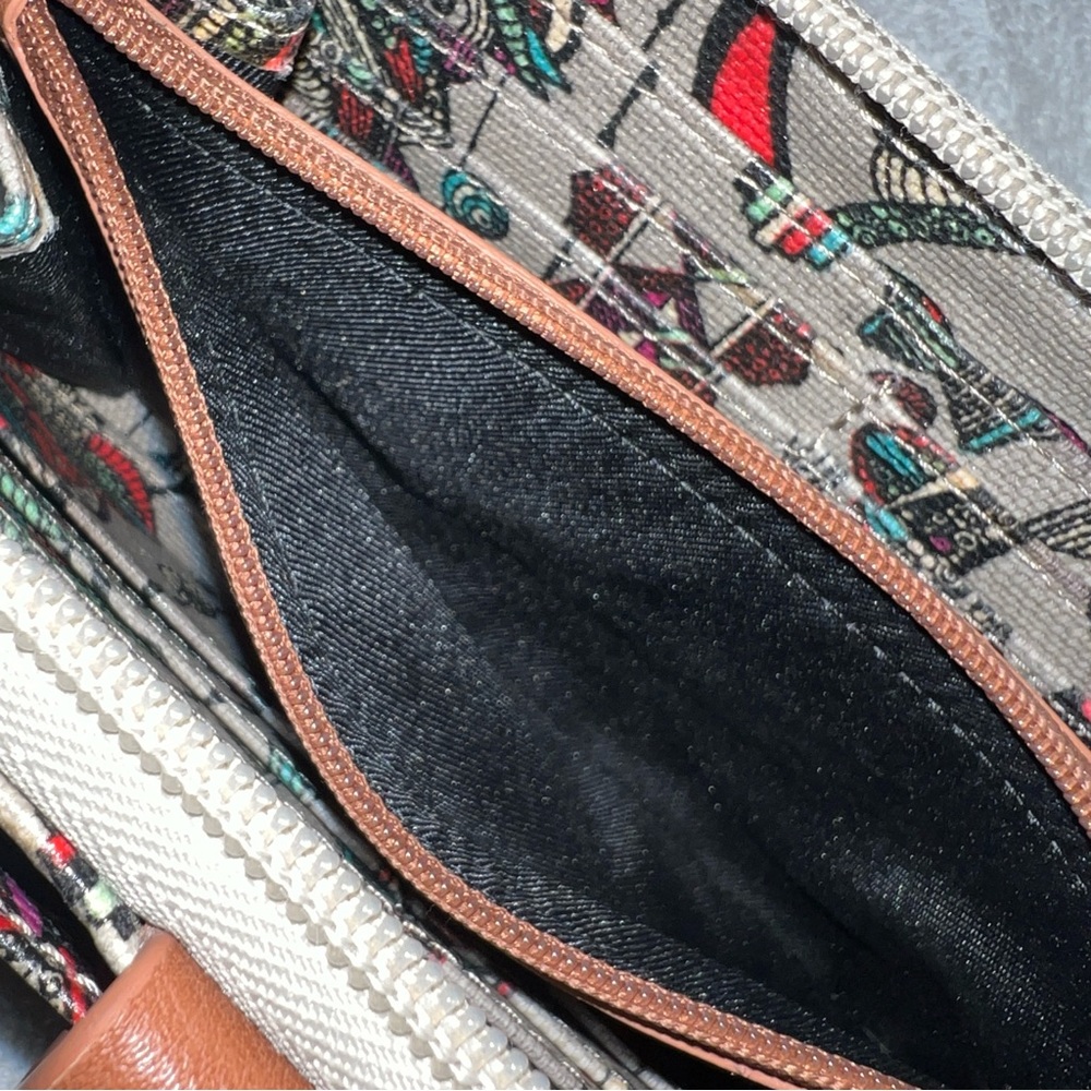 SAKROOTS Large Smartphone Wallet with Crossbody Strap Tan Multi - Picture 10 of 12